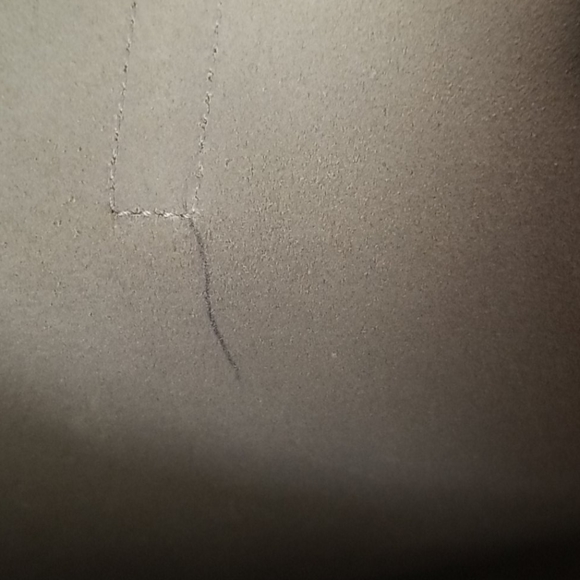 Saint Laurent East West Calfskin Tote - Picture 8 of 13